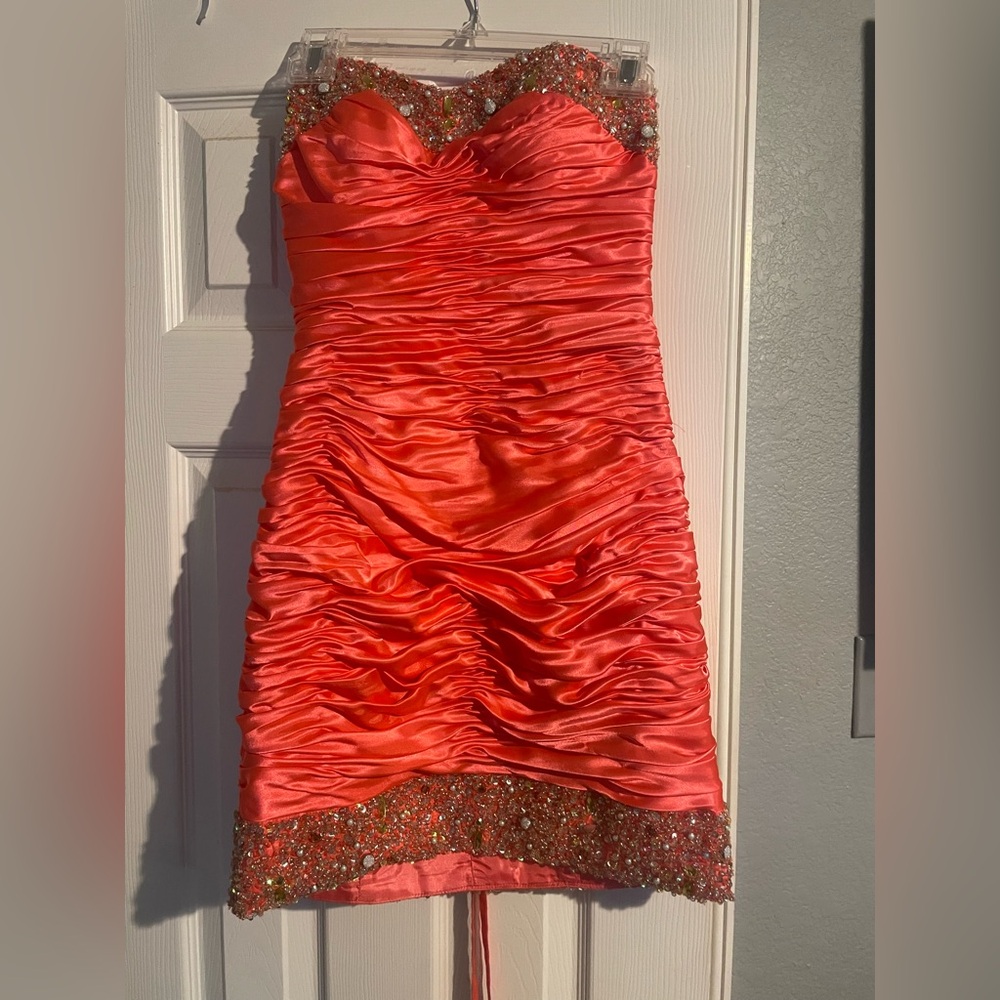 Mini cocktail dress - coral